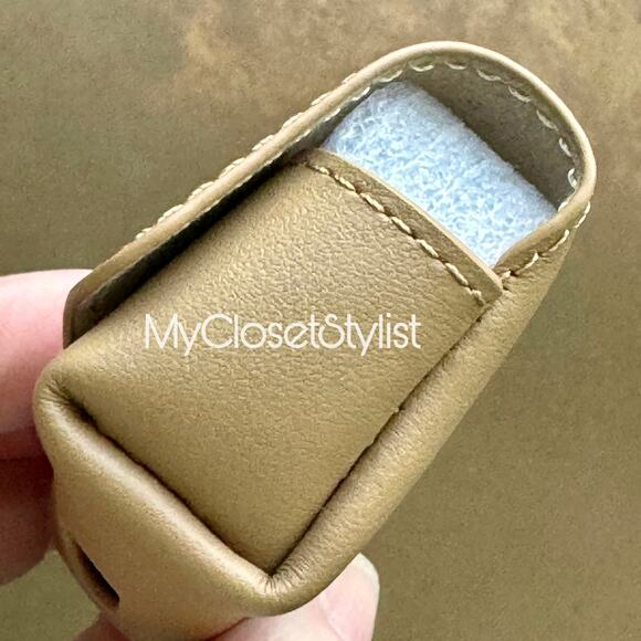 BANDOLIER AirPods Pro & Pro 2 Tan Case NEW RETIRED! Smooth Leather Gold Hardware - Picture 9 of 9